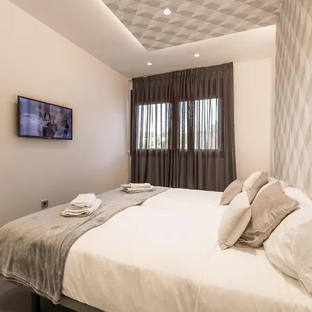 بيت للعطل Emyla New Modern With Gym 5 Min From Pacha Y Lio *